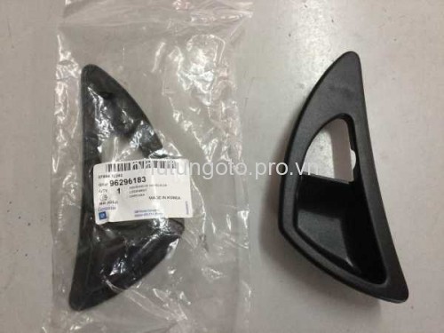 Ốp Tay Mở Trong Daewoo Nubira