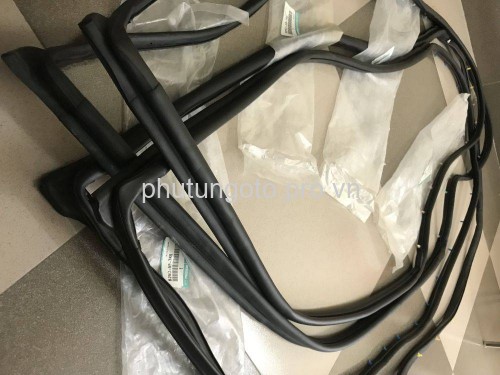 GIOĂNG CÁNH CỬA MAZDA 323, FORD LASER