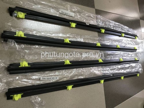 Bộ 4 nẹp chân kính trong  Kia Pride CD5