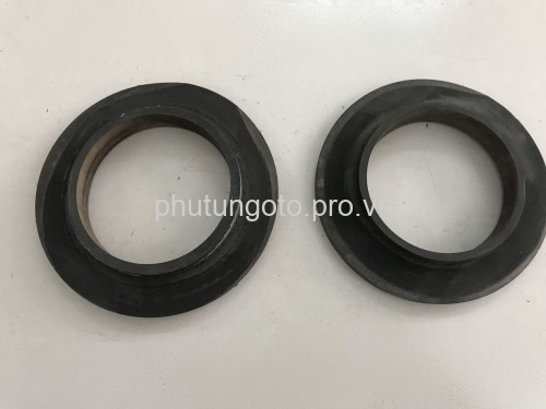 Cặp 2 cao su đệm lò xo giảm xóc sau Innova