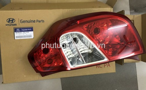 ĐÈN HẬU BÊN LÁI HYUNDAI I10 2011 - 2014