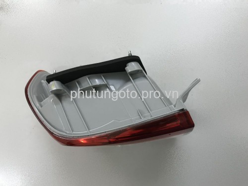 ĐÈN HẬU (ĐÈN LÁI) NGOÀI TOYOTA ALTIS 2009 - 2013