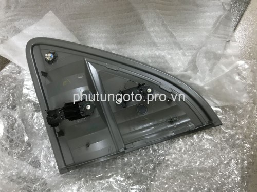 ĐÈN HẬU (ĐÈN LÁI TRONG) MAZDA BT-50