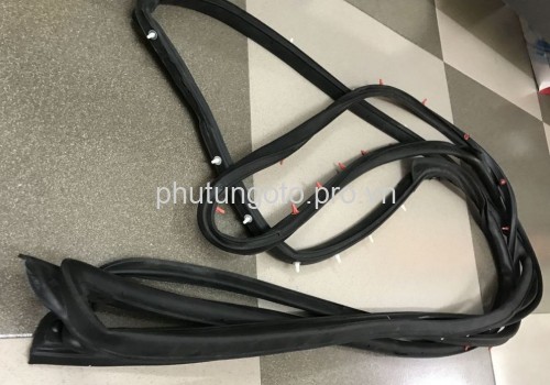 GIOĂNG (RON) CÁNH CỬA  HYUNDAI AVANTE 2011