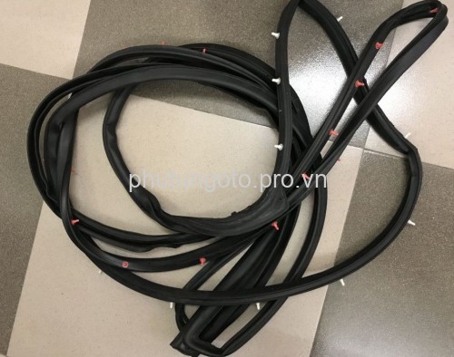 GIOĂNG (RON) CÁNH CỬA  HYUNDAI AVANTE 2011