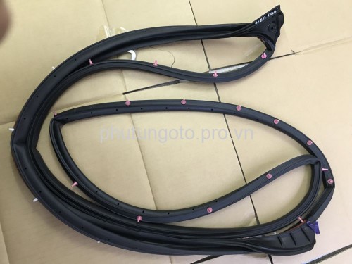 GIOĂNG (RON) CÁNH CỬA TOYOTA HILUX