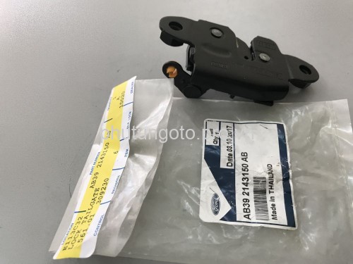 KHÓA NGẦM NẮP THÙNG SAU MAZDA BT50
