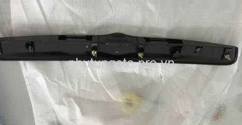 NẮP ỐP CỐP SAU NISSAN SUNNY 2013 - 2017
