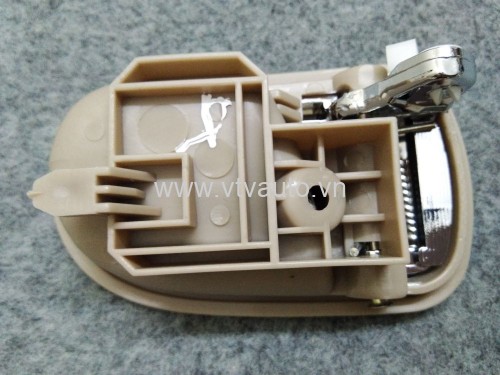 TAY MỞ CỬA TRONG RH MAZDA 323, FORD LASER