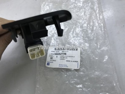 CÔNG TẮC BẤM KÍNH CỬA TRÁI (TÀI VÀ PHỤ) DAEWOO GENTRA