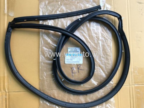 GIOĂNG, RON CÁNH CỬA TOYOTA CAMRY 2002-2006