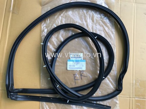 GIOĂNG, RON CÁNH CỬA TOYOTA CAMRY 2002-2006
