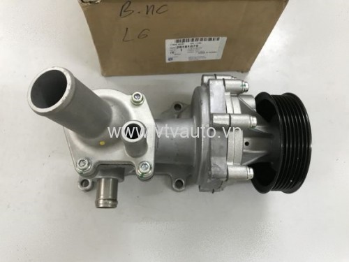 Bơm nước cả buồng van hằng nhiệt Daewoo Mugnus 2.5, V6
