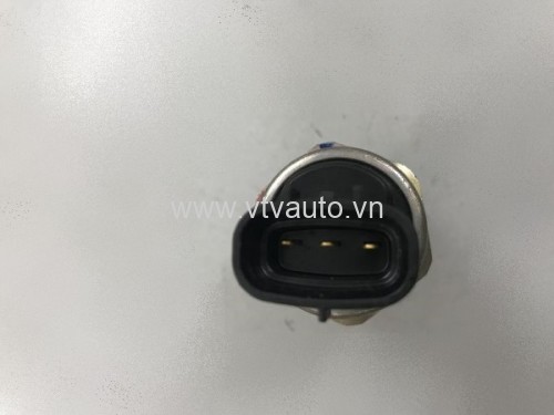 Cảm biến sensor trên thanh ray nhiên liệu Toyota Hiace, Hilux, Fortuner 2005-2015 