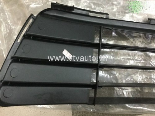 Lưới ba đờ xốc trước Toyota Corolla Altis 2011 53112-02270