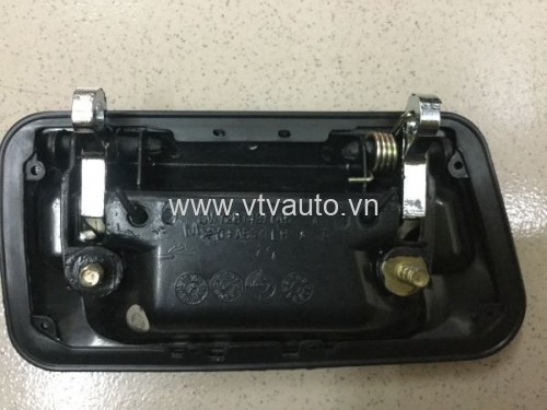 Tay mở cửa ngoài Mitsubishi Jolie (đen) CW728743/745