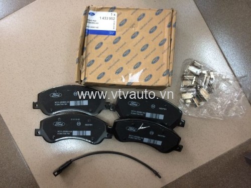 Má phanh trước Ford Transit 2008 9011-2D080-AA