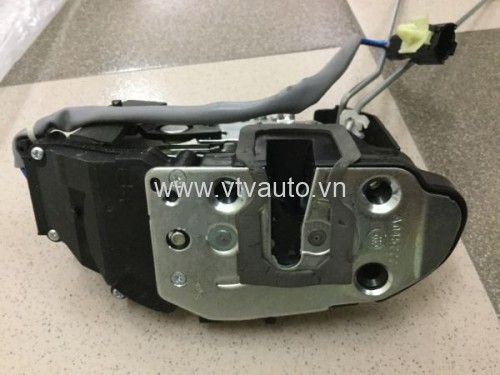 Cơ cấu mở cửa sau phải Kia Spectra 0K2N2 72310