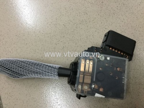 Công tắc pha cos Ford Everest máy xăng 2010