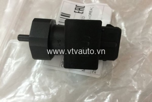 Cảm biến công tơ mét Hyundai , Kia 964204A600