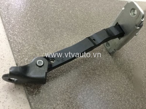 Hãm cửa (Hạn chế cửa, dẫn hướng cửa) Hyundai Terracan 