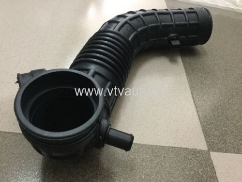 Cao su cổ hút Hyundai Leganza 96181462