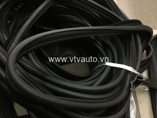 Gioăng dẫn kính cánh cửa chữ U Nissan Bluebrid 