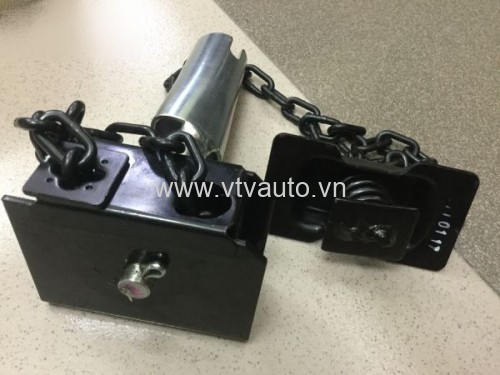 Giá treo lốp dự phòng Mitsubishi Triton 2007-2015 MR995050