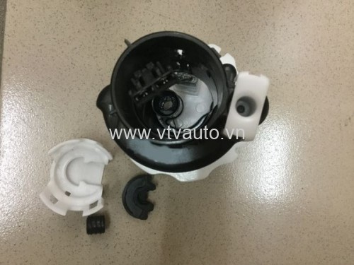 Lọc xăng thả thùng Mazda Premacy GY01-13-ZEO