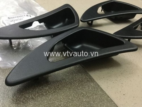 Ốp tay mở trong Daewoo Nubira 96296183