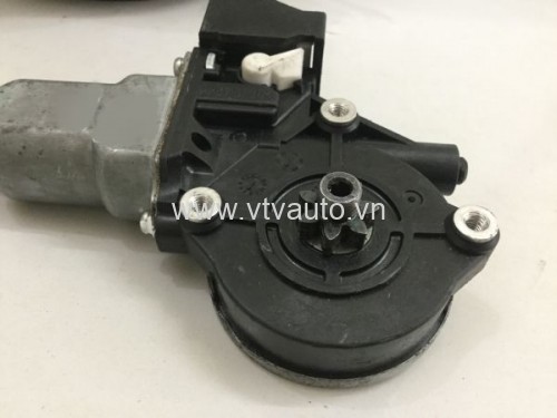 Mô tơ lên kính trước trái Mitsubishi Attrage