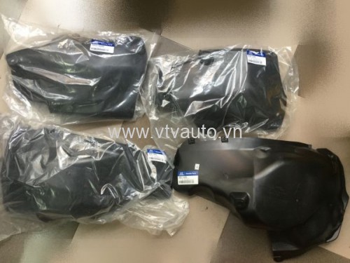 Chắn bùn lòng dè Hyundai Sonata 86821 3S000