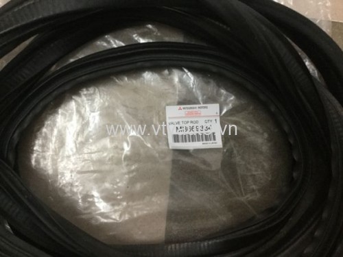 Gioăng trên khung cửa hậu Mitsubishi Pajero V33 MB669334