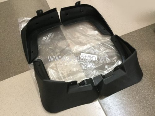 Chắn bùn bánh xe Deawoo Lanos HF02-1221