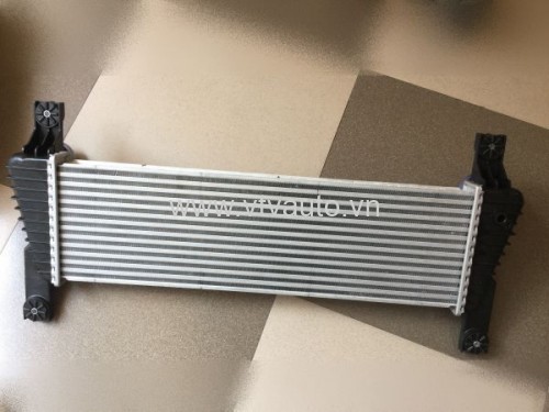 Két làm mát tu bô Ford Ranger 2013-2017, U209-13-550