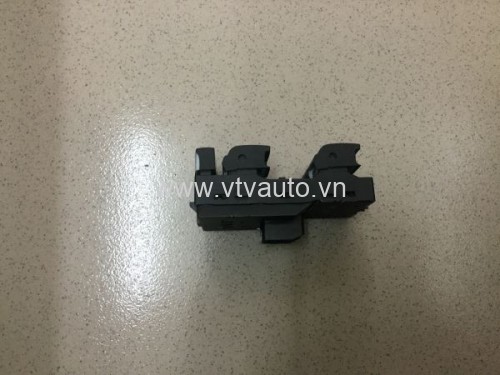 Công tắc lên kính tổng Hyundai Lacetti nhập ,Chevrolet Cruzee 2008-2012 (GM) 13305373