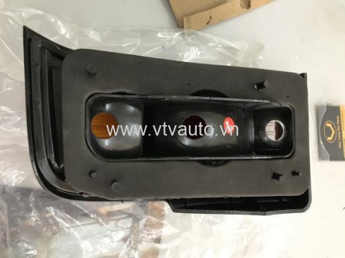 Đèn hậu, đèn lái sau Mazda 323 1996-2000