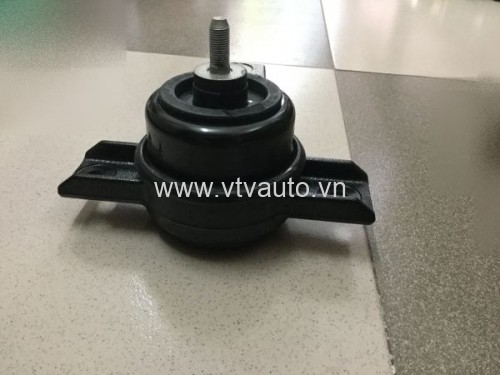 Chân máy dầu RH Hyundai Santafe 2006-2009 