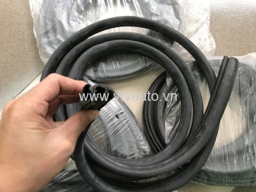Gioăng thân xe, Ron khung cửa Mazda 323