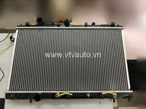 Két nước, két giải nhiệt Mitsubishi Lancer 1999-2002