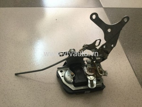 Khóa ngậm cửa Toyota Corolla 1988-1995 