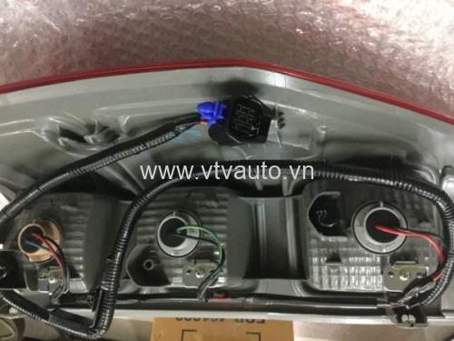Đèn hậu Ford Ranger 2.2, 2014-2018, DB3913405AA