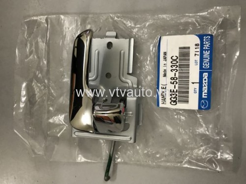 Tay mở trong Mazda 626 1999-2003