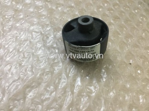 Cao su chân máy sau Toyota  Corolla Altis, B06-TT046
