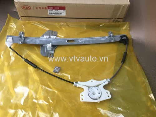 Compa lên kính trước L Kia Morning , 82403 1Y010