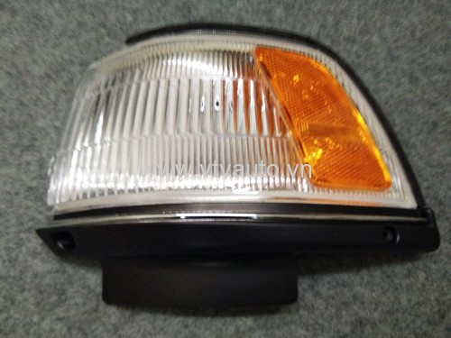 Đèn xi nhan trái Toyota Camry 1988