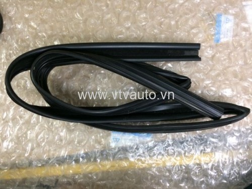 Gioăng trượt kính sau trái Toyota Camry 2002-2005