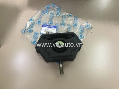Chân máy hộp số Ssangyong Musso ,20911-05131