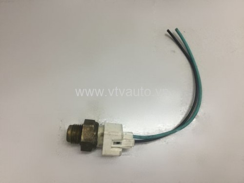 Cảm biến nhiệt độ nước Nissan Bluebird 