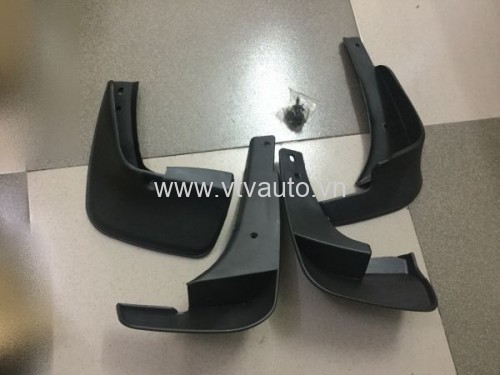 Chắn bùn bánh xe Toyota Corolla 2000